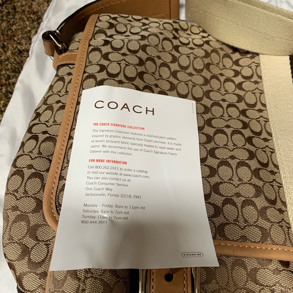 COACH large bag, diaper bag or can use for laptop - Picture 3 of 5